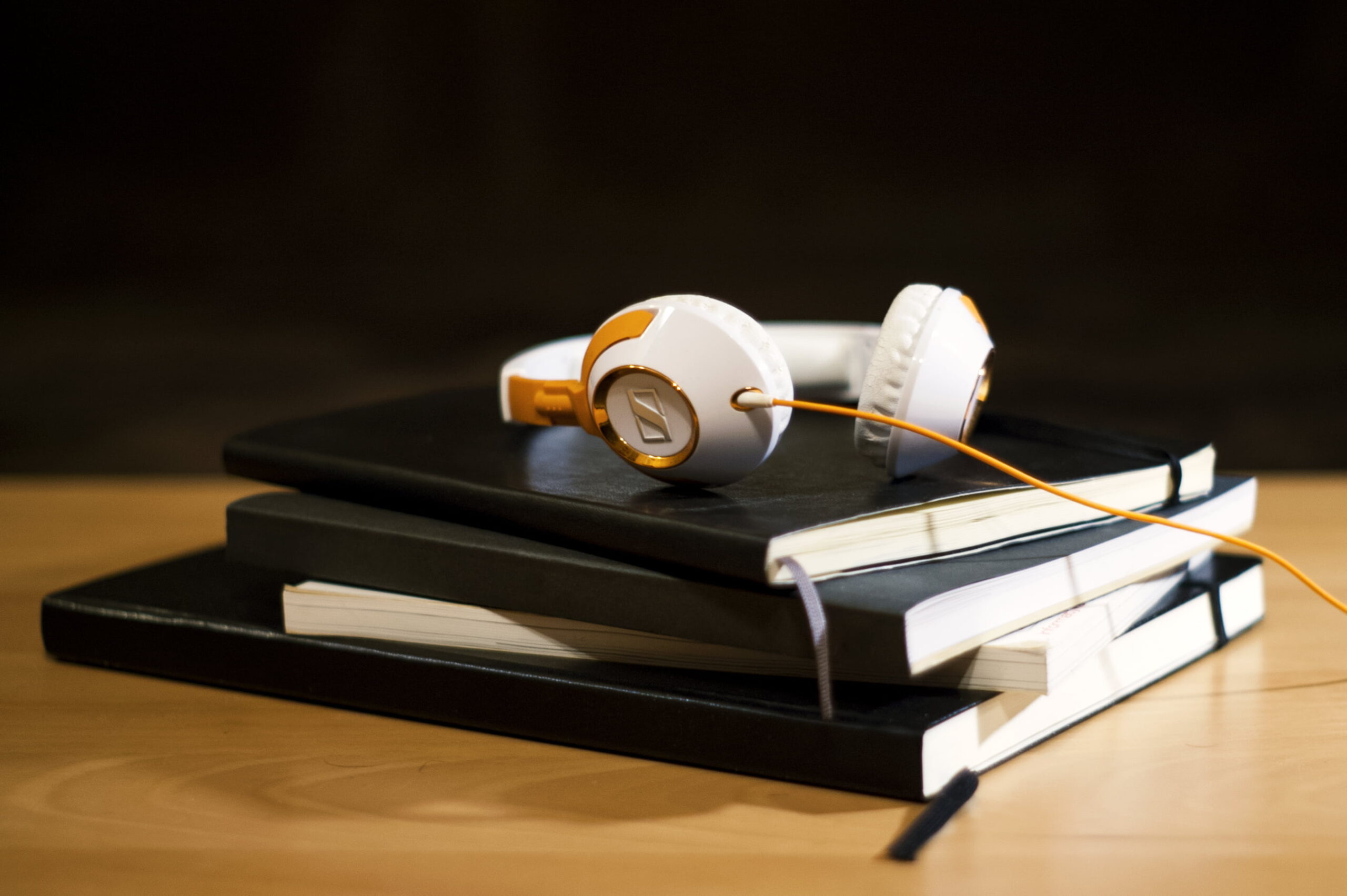 Energirenover din bolig med lydbøger i ørene